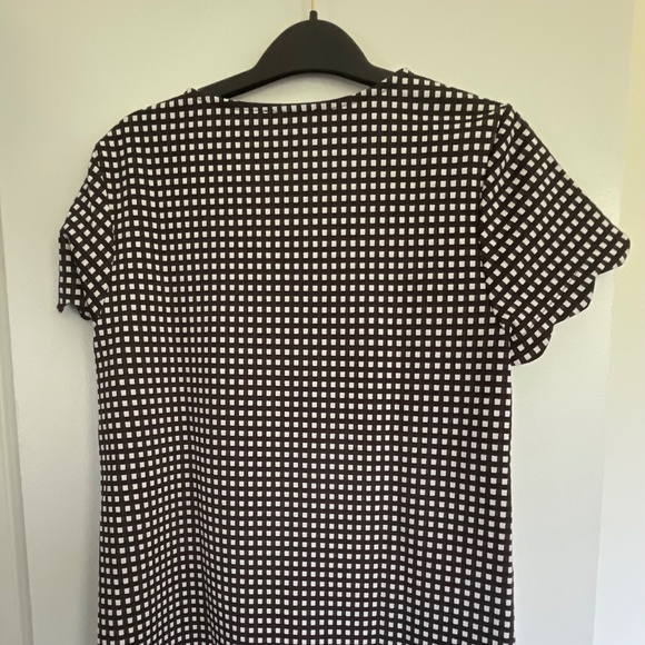 Women’s short sleeves top. - Picture 3 of 4